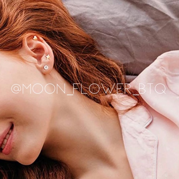 Tiny Rose Gold Heart Stainless Steel Flat Back Stud Earrings - Picture 3 of 5